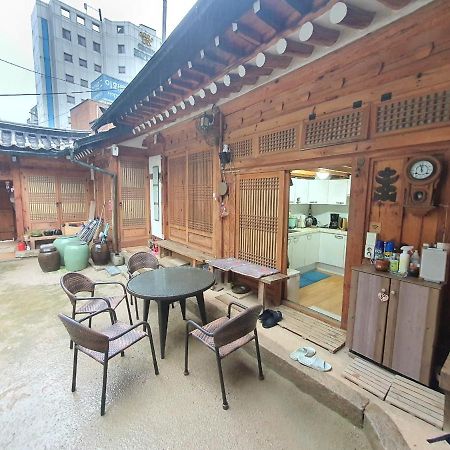 Namhyundang - Hanok Korean Traditional House Seúl Exterior foto